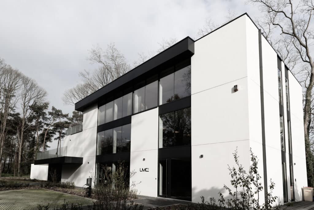 LMC Benelux célèbre 15 ans d’engagement local au sein des 100 ans de LMC 1