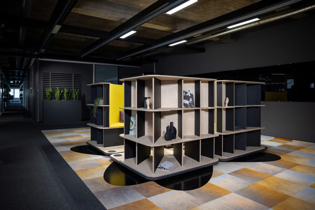 Des ferrures innovantes qui révolutionnent les projets de cuisine 1