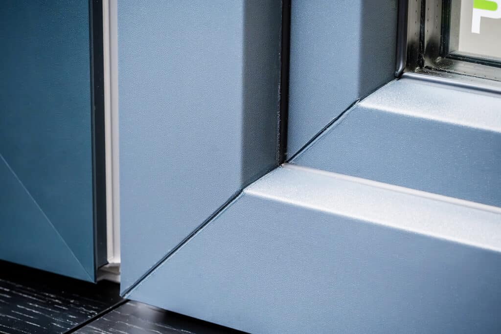 Nouvelle usine, nouvelle technologie : Pierret passeà la soudure invisible pour ses châssis PVC 1