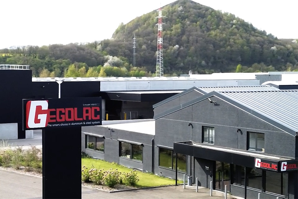 GEGOLAC : spécialiste du thermolaquage, de la découpe laser et de la fabrication acier & aluminium 1
